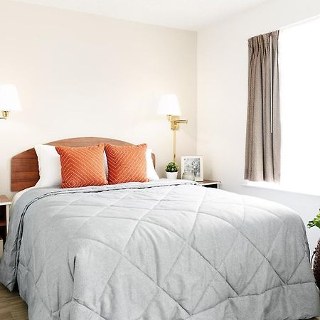 Intown Suites Extended Stay Indianapolis In -College Park Michigan Road Kültér fotó